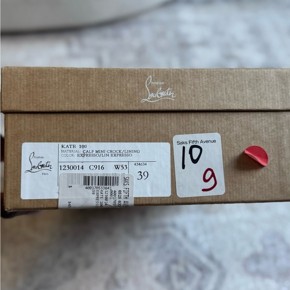 CHRISTIAN LOUBOUTIN
Black Kate 100 Heels - Picture 9 of 11